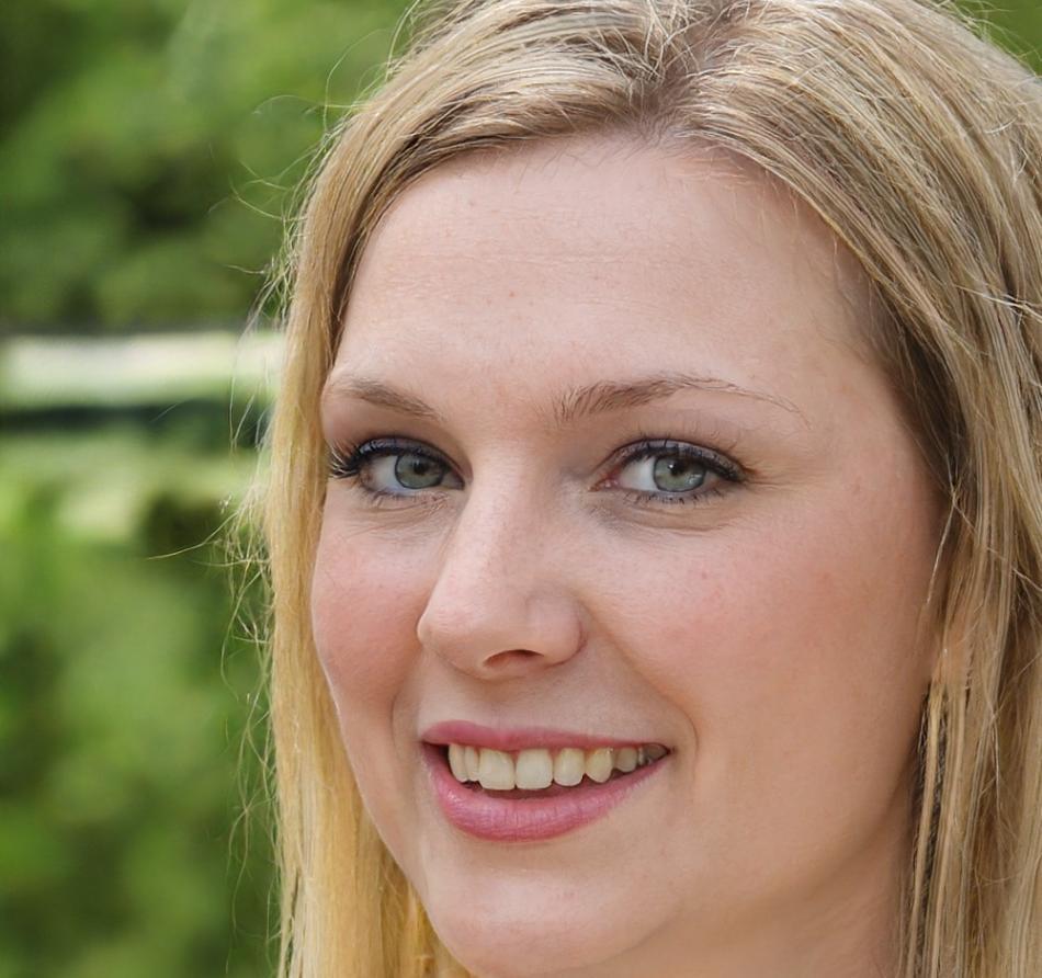 Instructor Siobhan Fionn